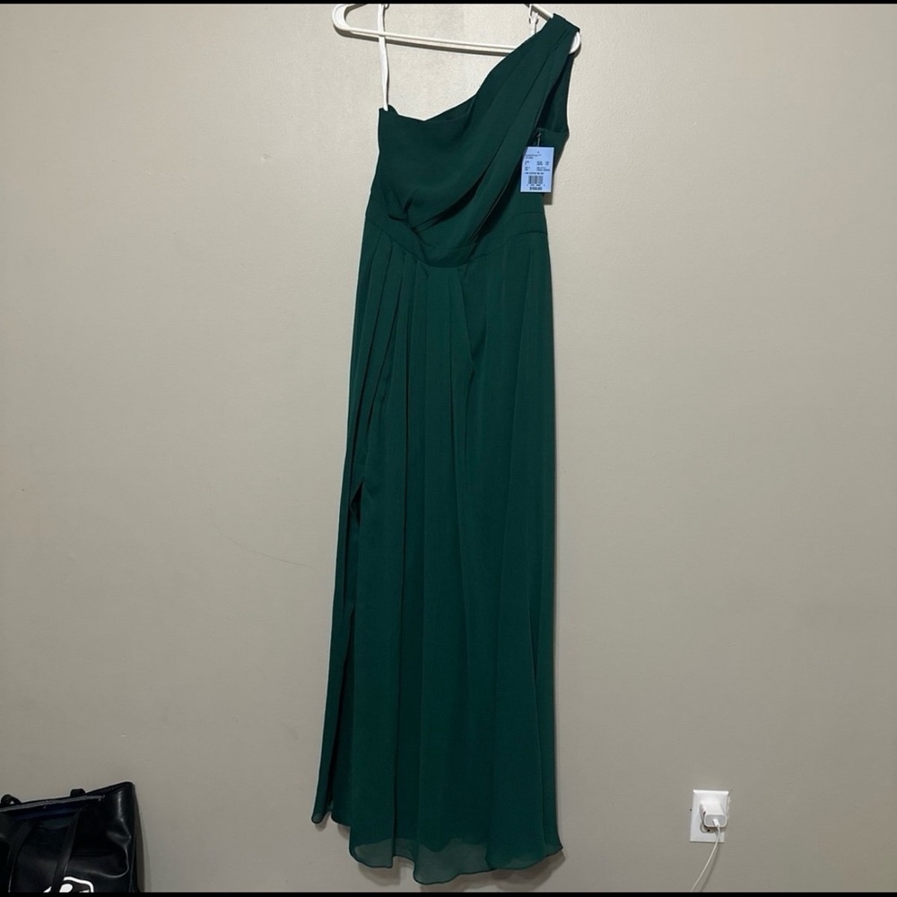 David’s Bridal Green Dress . Size 8 . NEW WITH TAG